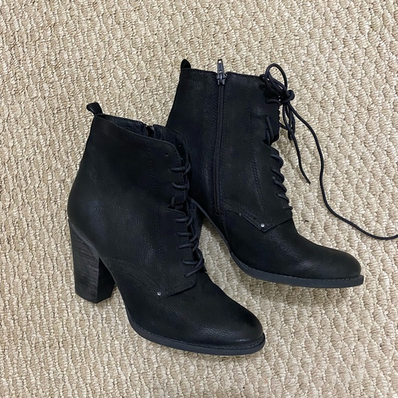 Suede ankle boots - Picture 13 of 15